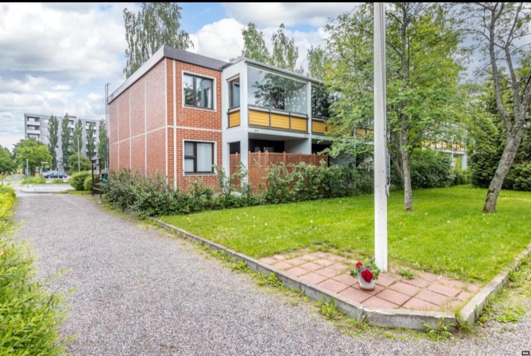 Apartamento Easy And Short From The Airport Helsinki Exterior foto